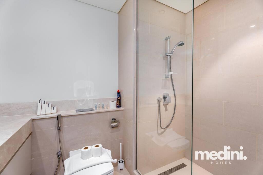 2 Bedroom - Emaar Act Two - Downtown Apartment Dubai