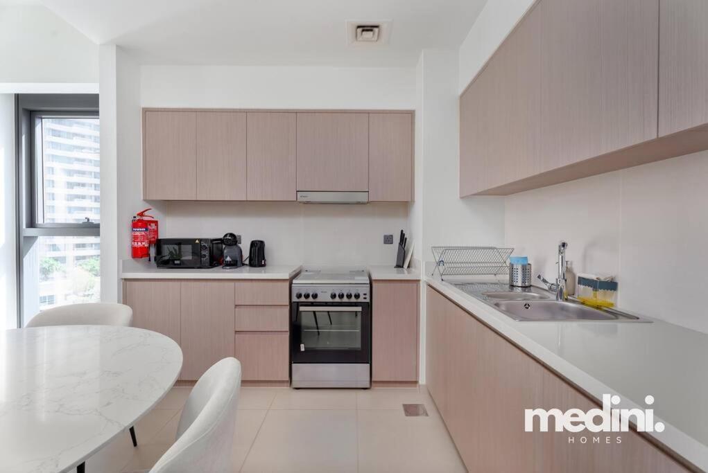 2 Bedroom - Emaar Act Two - Downtown * Dubai
