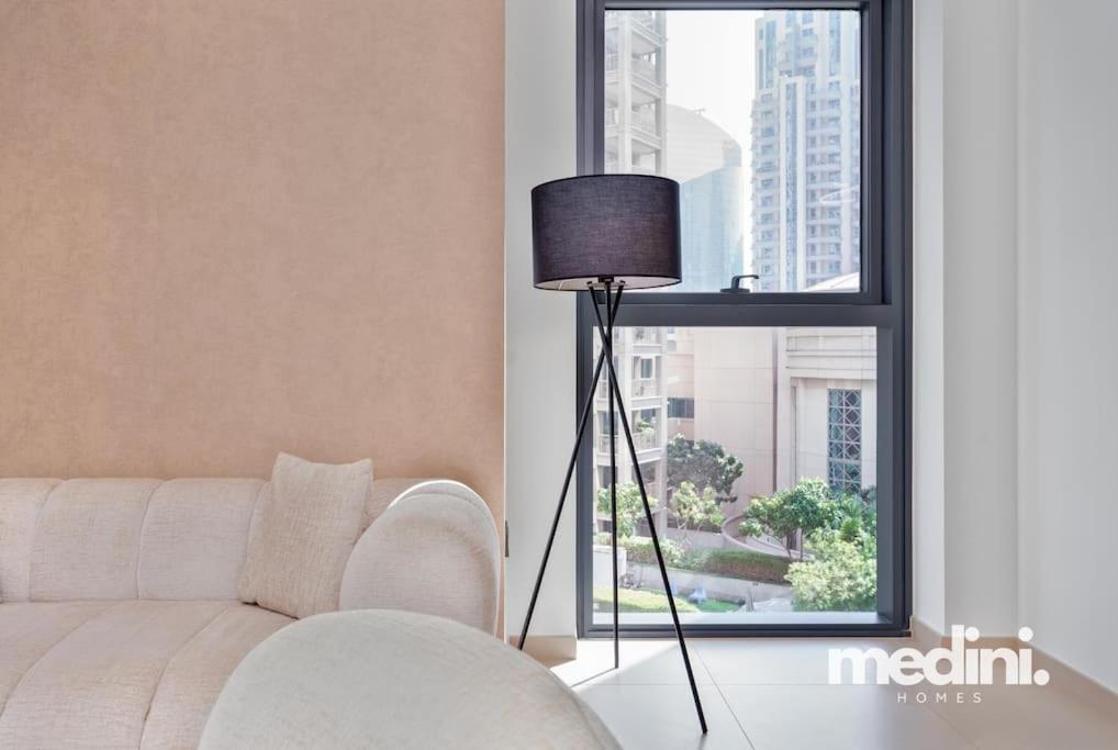 2 Bedroom - Emaar Act Two - Downtown * Dubai